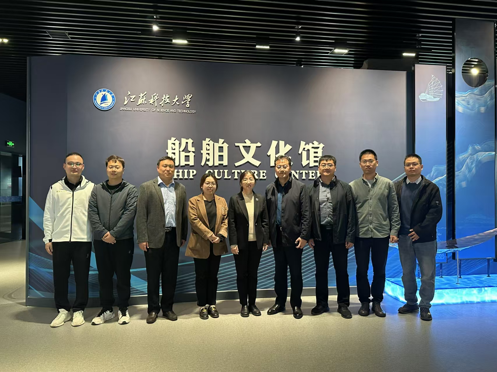 1729999373715394.jpg 1729999373715394.jpg