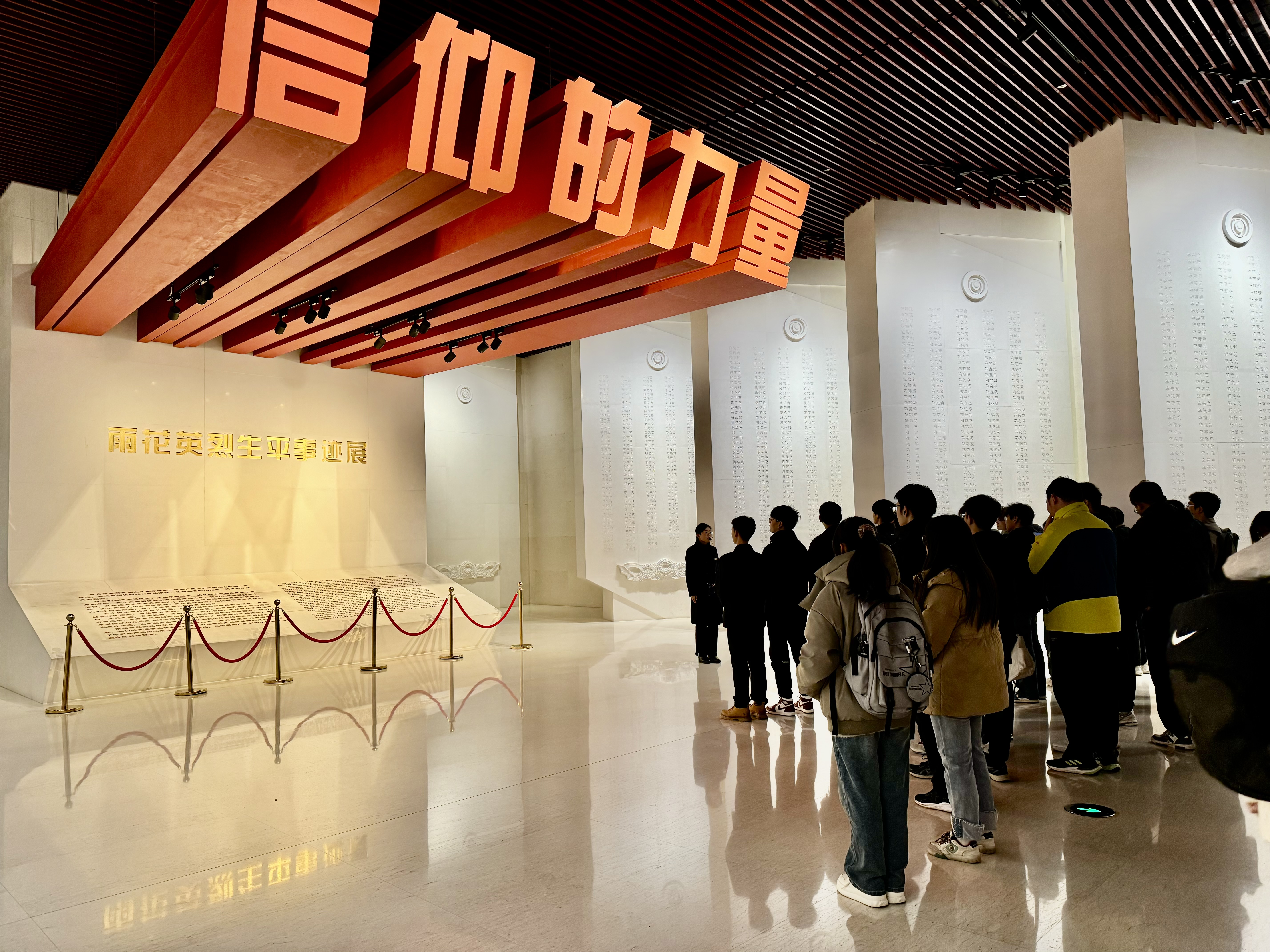 1733474817367816.jpg 1733474817367816.jpg