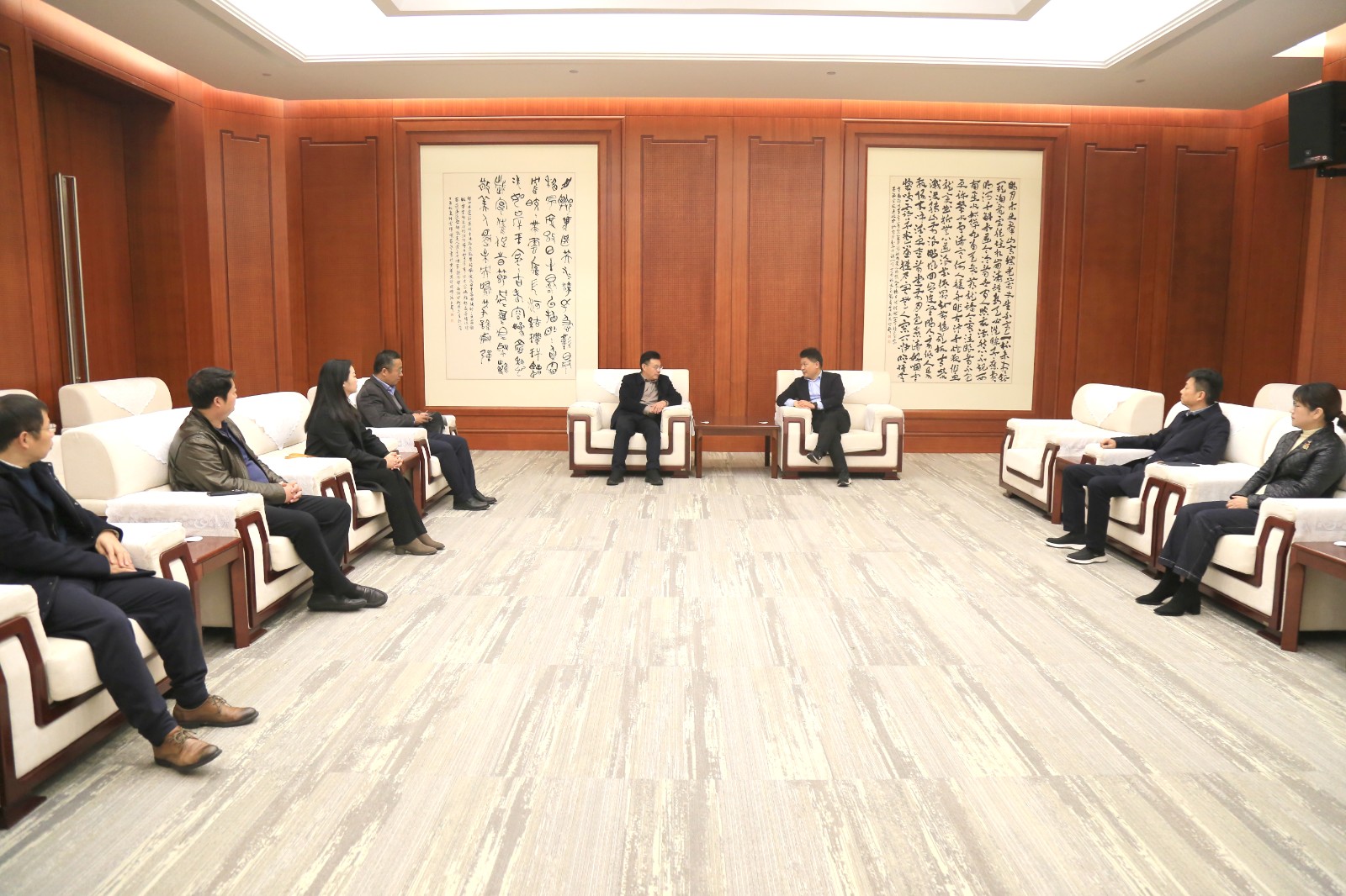 1733295193391937.jpg 1733295193391937.jpg