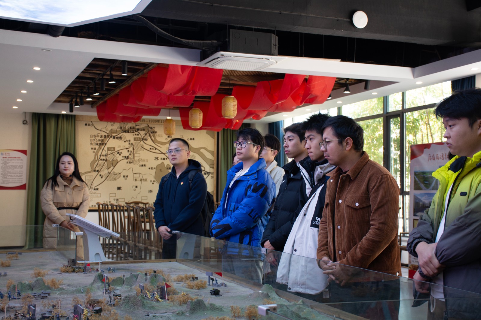 1733247221836394.jpg 1733247221836394.jpg