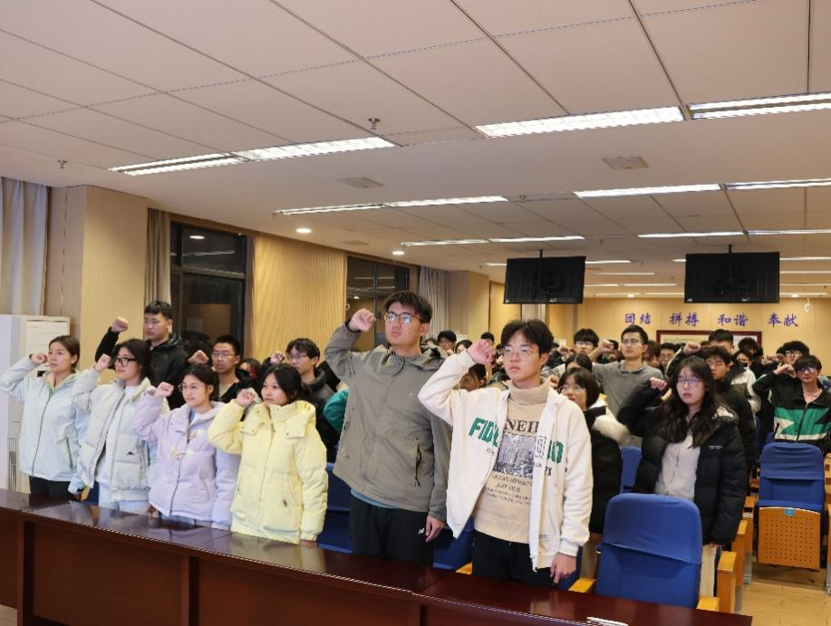 1733403910778099.png 1733403910778099.png